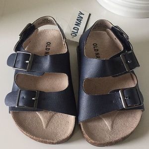 Old Navy size 5 birkenstock style sandals